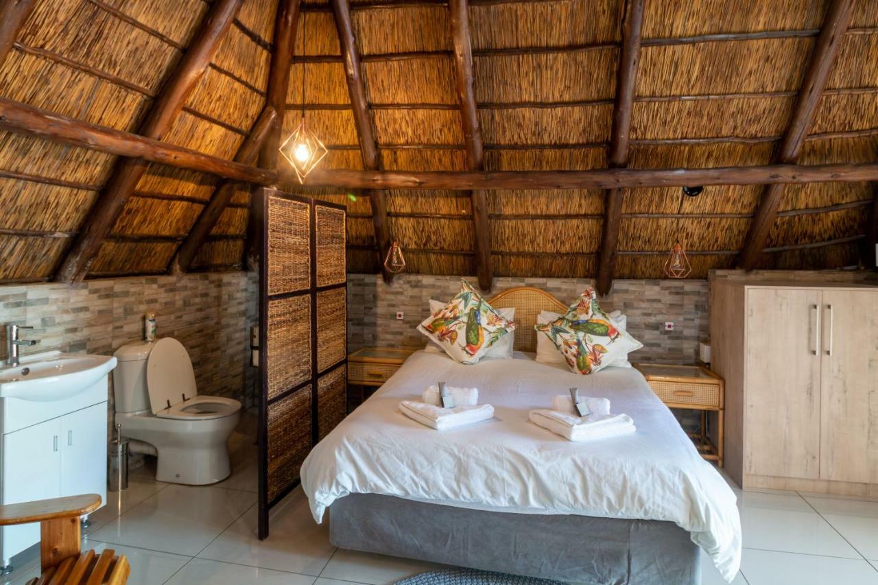 Lala Dene Lodge Bloemfontein Exteriör bild