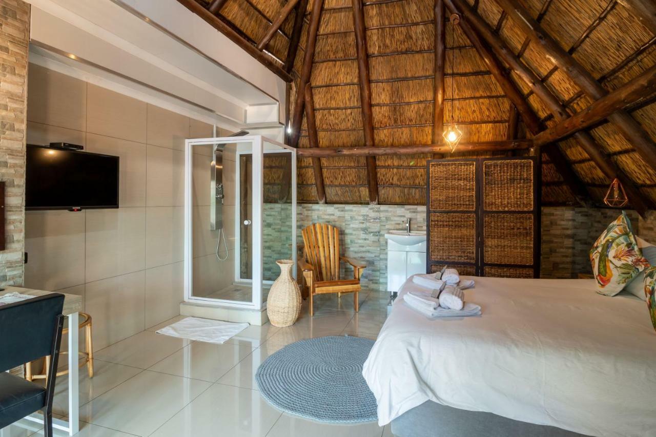 Lala Dene Lodge Bloemfontein Exteriör bild
